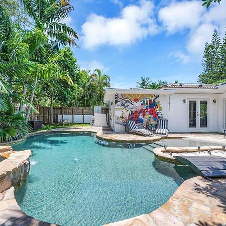 Modern Tropical Pool House North Miami Hot Tubヴィラ エクステリア 写真