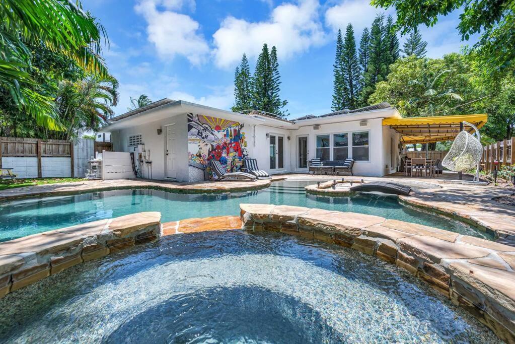 Modern Tropical Pool House North Miami Hot Tubヴィラ エクステリア 写真